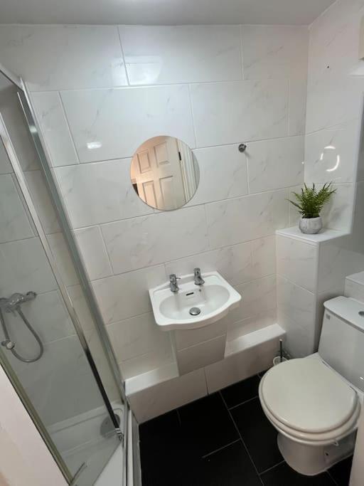Modern & Stylish Haven In Heart Of London Lejlighed Eksteriør billede
